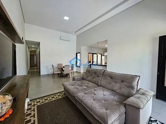 Casa com 220m² 3 quartos e 4 banheiros, à venda, no bairro Parque Residencial Indaiá em Indaiatuba