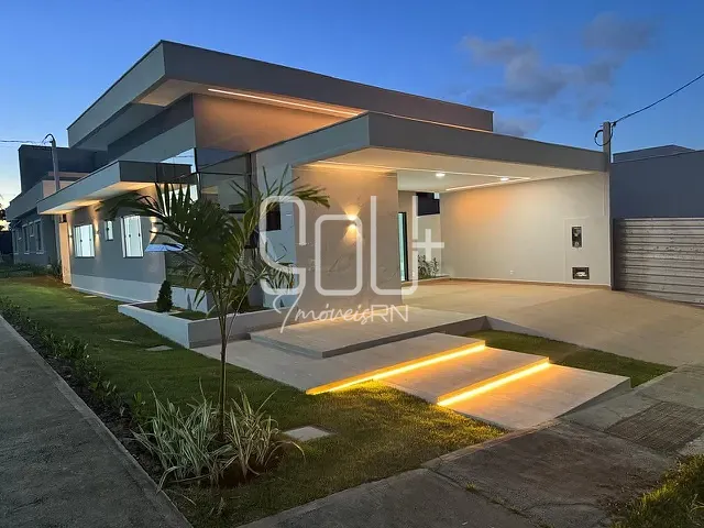 Casa 3 quartos e 3 banheiros, à venda, no bairro Cajupiranga em Parnamirim