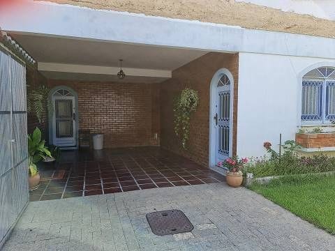 Casa com 235m² 3 quartos e 2 banheiros, à venda, no bairro Taquara em Rio de Janeiro
