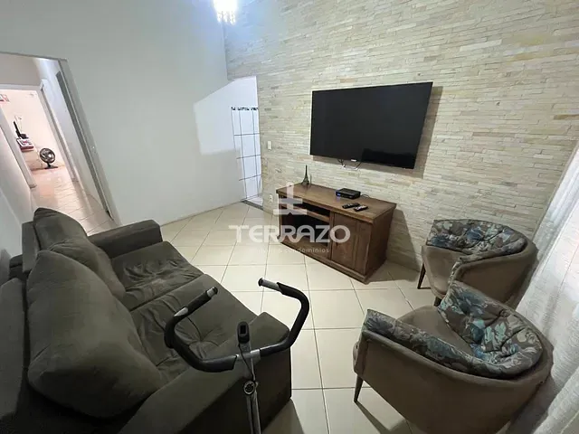 Casa com 120m² 2 quartos e 1 banheiro, à venda, no bairro Retiro em Volta Redonda