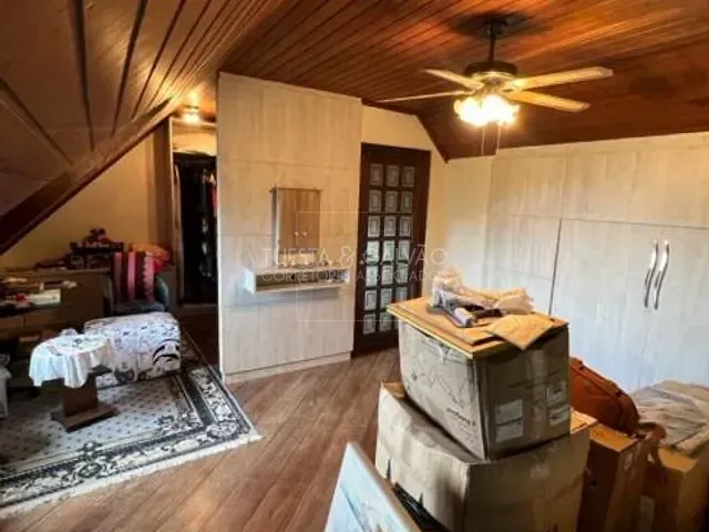 Casa com 290m² 3 quartos e 4 banheiros, à venda, no bairro Santo Inácio em Curitiba