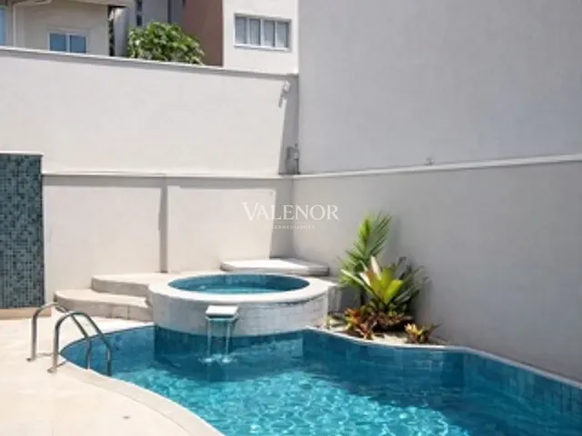 Casa com 360m² 3 quartos e 4 banheiros, à venda, no bairro Jardim Santa Teresa em Jundiaí