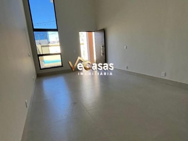 Casa com 180m² 3 quartos e 2 banheiros, à venda, no bairro Atlântica em Rio das Ostras