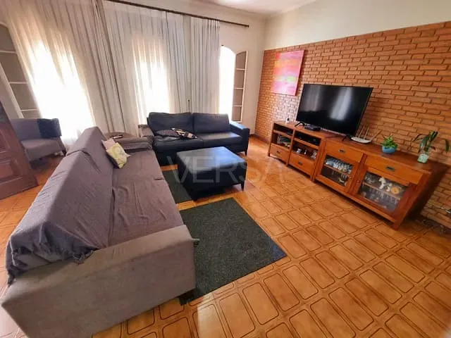 Casa com 300m² 3 quartos e 3 banheiros, à venda, no bairro Cidade Claret em Rio Claro