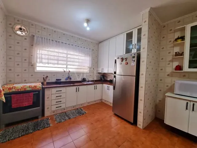 Casa com 300m² 3 quartos e 3 banheiros, à venda, no bairro Cidade Claret em Rio Claro