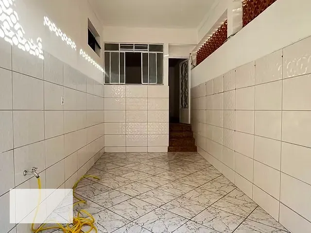 Casa 2 quartos e 1 banheiro, para alugar, no bairro Graminha em Santos Dumont