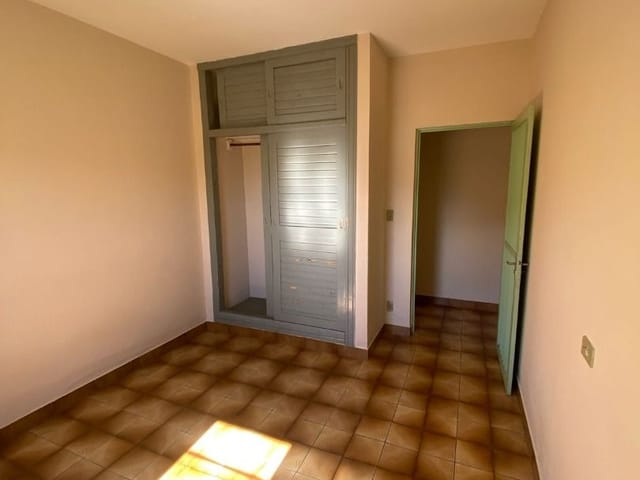 Casa 1 quarto e 1 banheiro, para alugar, no bairro Centro em Extrema