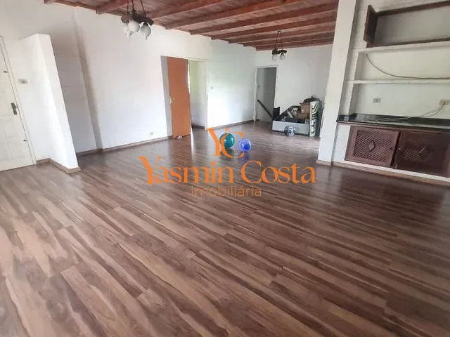 Casa com 323m² 3 quartos e 4 banheiros, à venda, no bairro Centro em Cambuí
