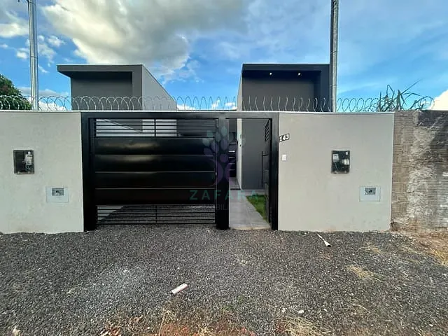 Casa com 118m² 2 quartos e 3 banheiros, à venda, no bairro Tiradentes em Campo Grande