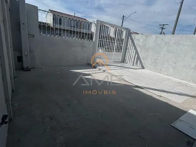 Casa 2 quartos e 1 banheiro, à venda, no bairro Areal em Pelotas