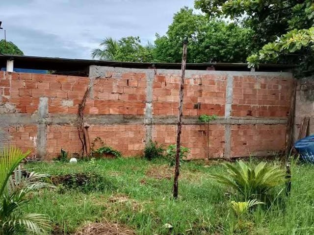 Casa 4 quartos e 2 banheiros, à venda, no bairro Recanto em Rio das Ostras