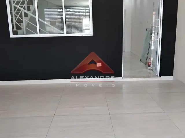 Casa com 143m² 3 quartos e 3 banheiros, à venda, no bairro Vila Industrial em São José dos Campos