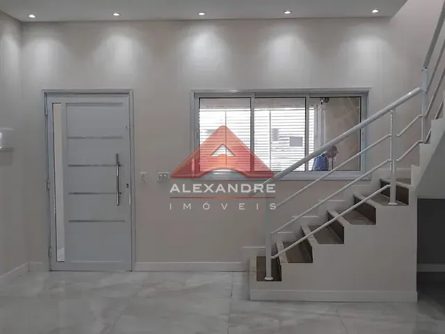 Casa com 143m² 3 quartos e 3 banheiros, à venda, no bairro Vila Industrial em São José dos Campos