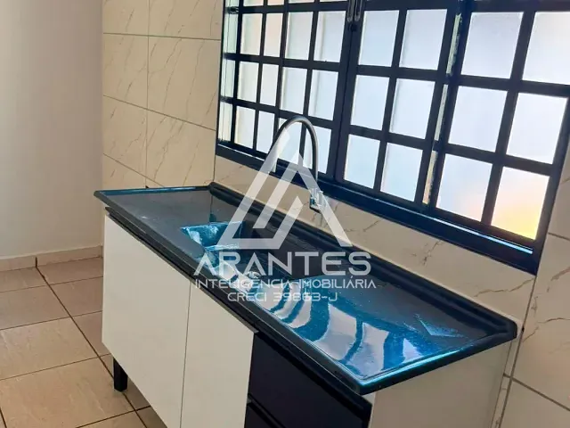 Casa 2 quartos e 1 banheiro, à venda, no bairro Jardim Alvorada em Barretos