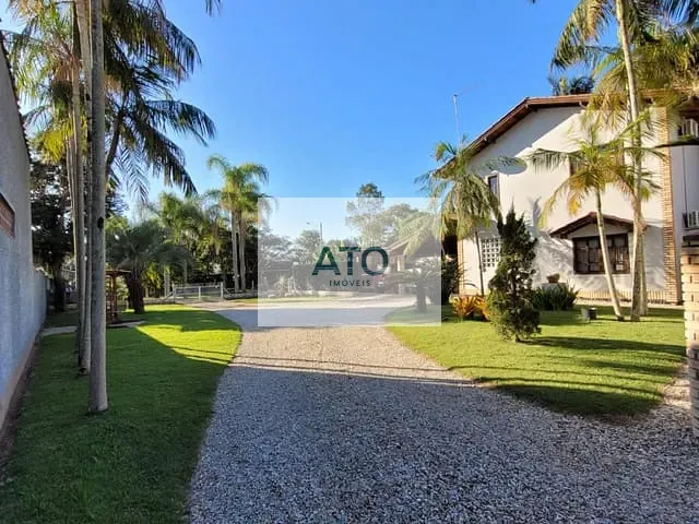 Casa com 1800m² 3 quartos e 1 banheiro, à venda, no bairro Xv de Novembro em Tijucas