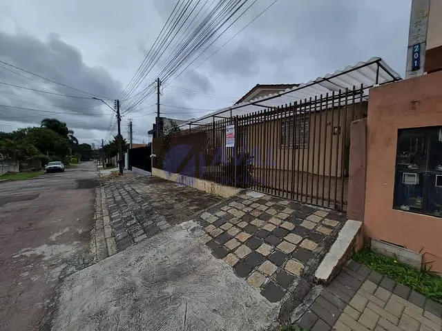 Casa 3 quartos e 1 banheiro, à venda, no bairro Santa Quitéria em Curitiba
