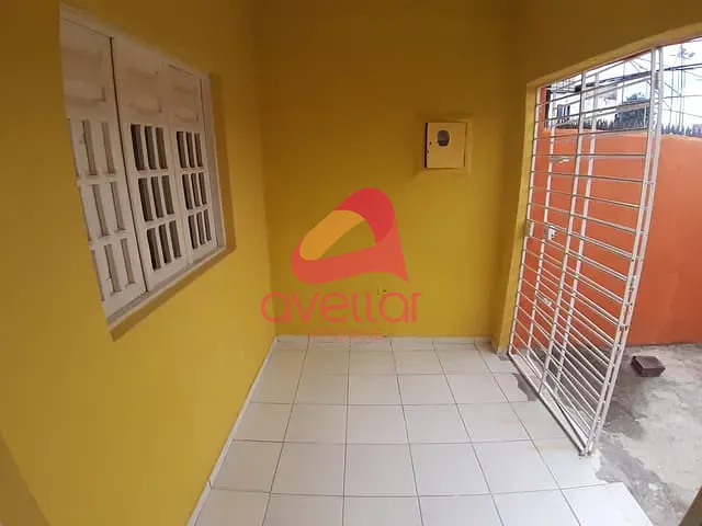 Sobrado com 140m² 4 quartos e 2 banheiros, à venda, no bairro Vasco da Gama em Recife