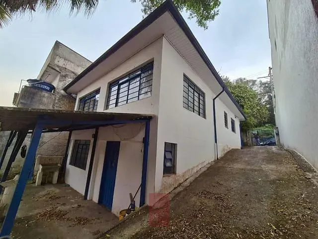 Casa com 387m² 3 quartos e 1 banheiro, à venda, no bairro Vila Amália em São Paulo