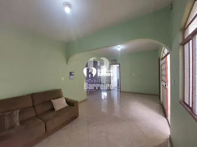 Casa com 360m² 4 quartos e 2 banheiros, à venda, no bairro Diamante (Barreiro) em Belo Horizonte