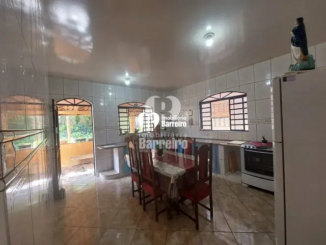 Casa com 360m² 4 quartos e 2 banheiros, à venda, no bairro Diamante (Barreiro) em Belo Horizonte