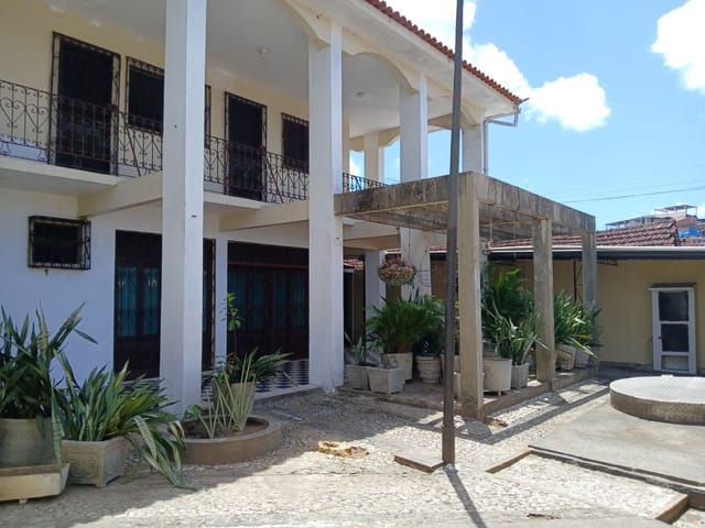 Foto do Casa - Casa à venda | 5 Quartos sendo 01 suíte | 5 vgs garagens | Cisterna |   localizado no Alto do Mandu, Recife, PE | BARLAVENTO IMÓVEIS