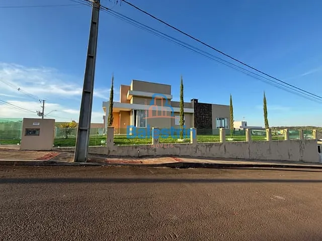 Casa 3 quartos e 3 banheiros, à venda, no bairro Jardim das Hortências em Fraiburgo