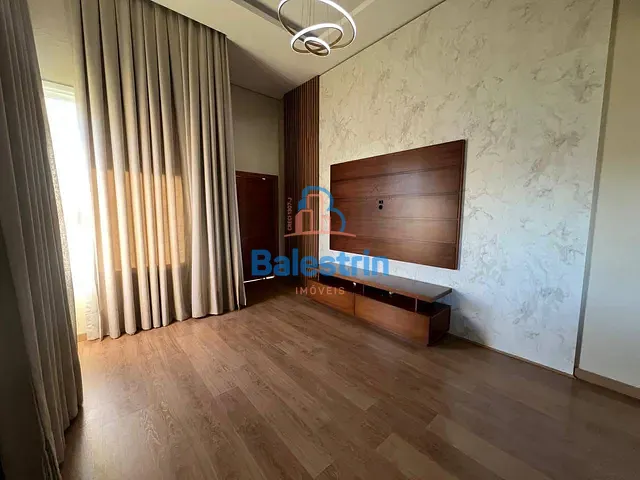 Casa 3 quartos e 3 banheiros, à venda, no bairro Jardim das Hortências em Fraiburgo