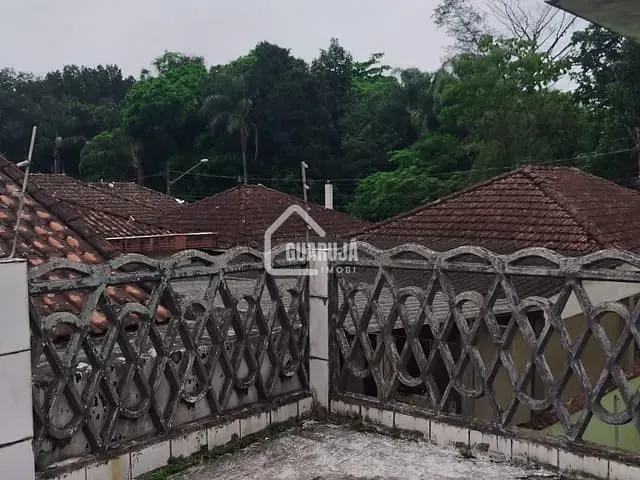 Casa com 275m² 3 quartos e 1 banheiro, à venda, no bairro Bom Retiro em Santos