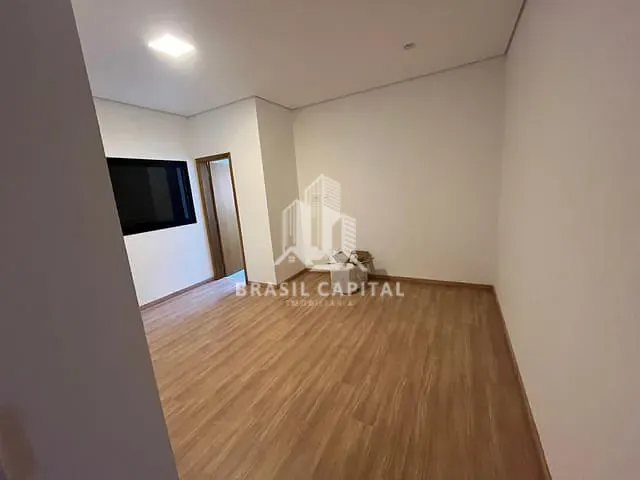 Casa 3 quartos e 5 banheiros, à venda, no bairro Cajuru do Sul em Sorocaba
