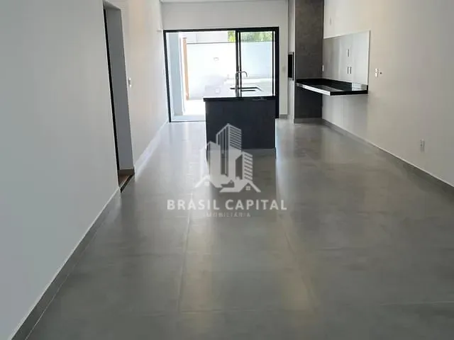 Casa 3 quartos e 5 banheiros, à venda, no bairro Cajuru do Sul em Sorocaba