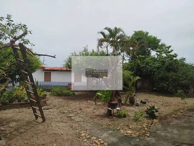 Casa 4 quartos e 2 banheiros, à venda, no bairro Pontal em Ilhéus