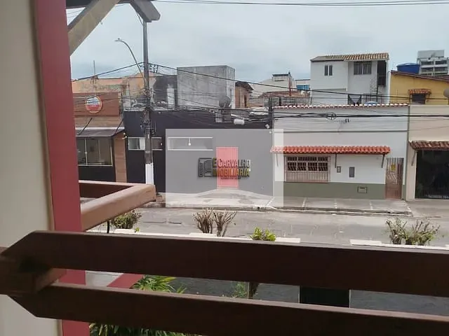 Casa 4 quartos e 2 banheiros, à venda, no bairro Pontal em Ilhéus