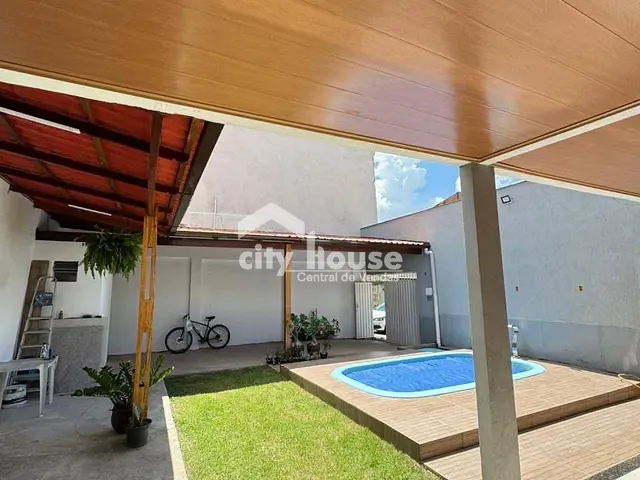 Casa 2 quartos e 2 banheiros, à venda, no bairro Marcílio de Noronha em Viana