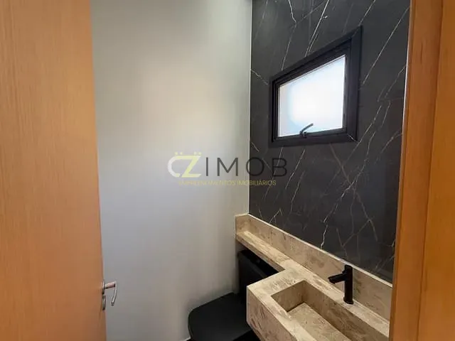 Casa com 210m² 3 quartos e 5 banheiros, à venda, no bairro Portal da Mata 	 em Ribeirão Preto