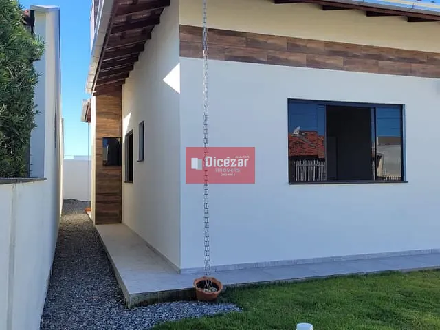 Casa com 325m² 3 quartos e 3 banheiros, à venda, no bairro Centro em Penha