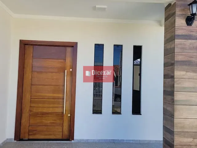 Casa com 325m² 3 quartos e 3 banheiros, à venda, no bairro Centro em Penha