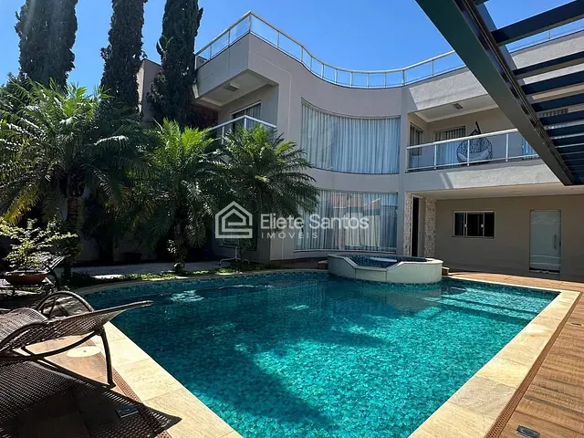Casa com 300m² 3 quartos e 3 banheiros, à venda, no bairro Vila Bertini em Americana