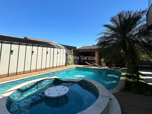 Casa com 300m² 3 quartos e 3 banheiros, à venda, no bairro Vila Bertini em Americana