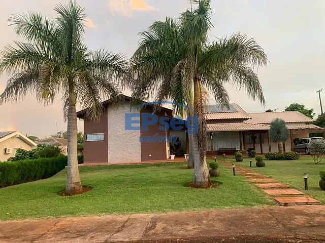 Casa com 2500m² 5 quartos e 4 banheiros, à venda, no bairro Recanto Santa Andréa em Cambé