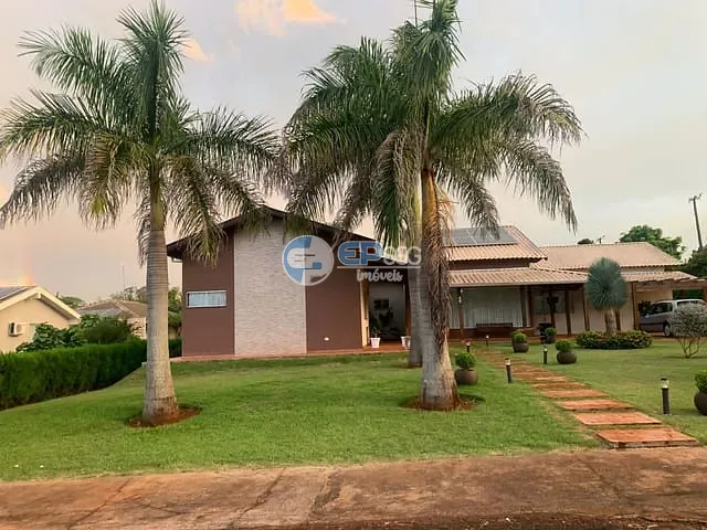 Casa com 2500m² 5 quartos e 4 banheiros, à venda, no bairro Recanto Santa Andréa em Cambé