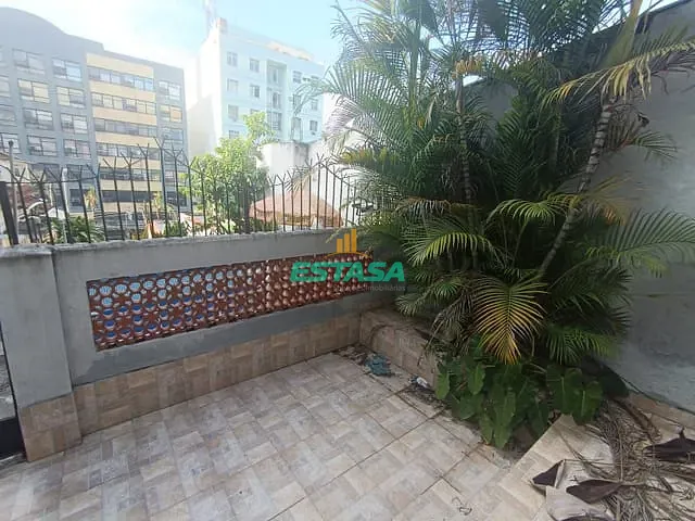 Casa 2 quartos e 2 banheiros, para alugar, no bairro Vila Isabel em Rio de Janeiro