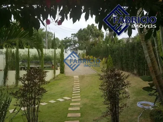 Casa com 1300m² 3 quartos e 3 banheiros, à venda, no bairro Jardim Santa Rosa em Vinhedo