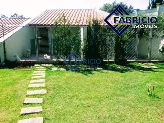 Casa com 1300m² 3 quartos e 3 banheiros, à venda, no bairro Jardim Santa Rosa em Vinhedo