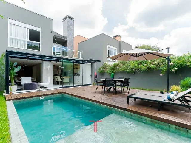 Casa com 381m² 3 quartos e 5 banheiros, para alugar, no bairro Campo Comprido em Curitiba