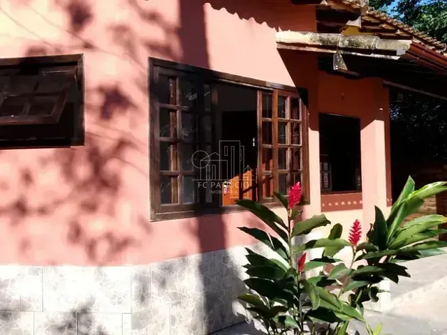 Casa com 186m² 2 quartos e 1 banheiro, à venda, no bairro Cotia em Guapimirim