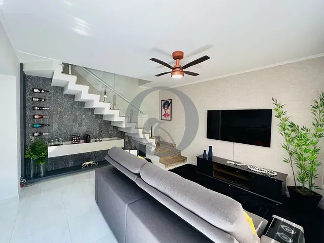 Casa com 200m² 3 quartos e 3 banheiros, à venda ou para alugar, no bairro Tatuapé em São Paulo