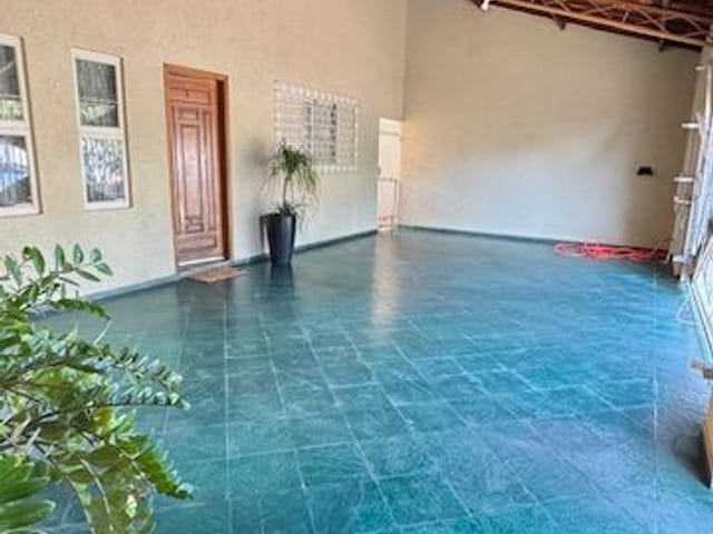 Casa com 250m² 3 quartos e 3 banheiros, à venda, no bairro Recanto Verde em Birigui