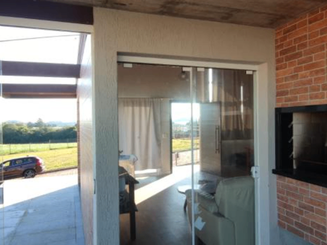 Casa com 140m² 3 quartos e 2 banheiros, à venda, no bairro Paraiso em Vila Flores