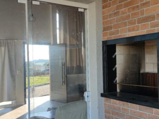 Casa com 140m² 3 quartos e 2 banheiros, à venda, no bairro Paraiso em Vila Flores