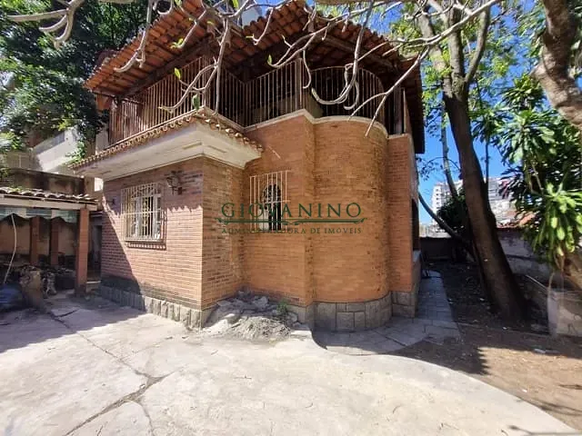 Casa 5 quartos e 3 banheiros, à venda, no bairro Tijuca em Rio de Janeiro
